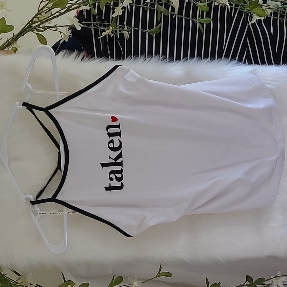 "Taken" Top - Forever 21 - 3x - Picture 3 of 6